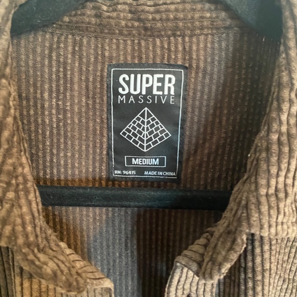 Supermassive corduroy button down - Picture 2 of 3